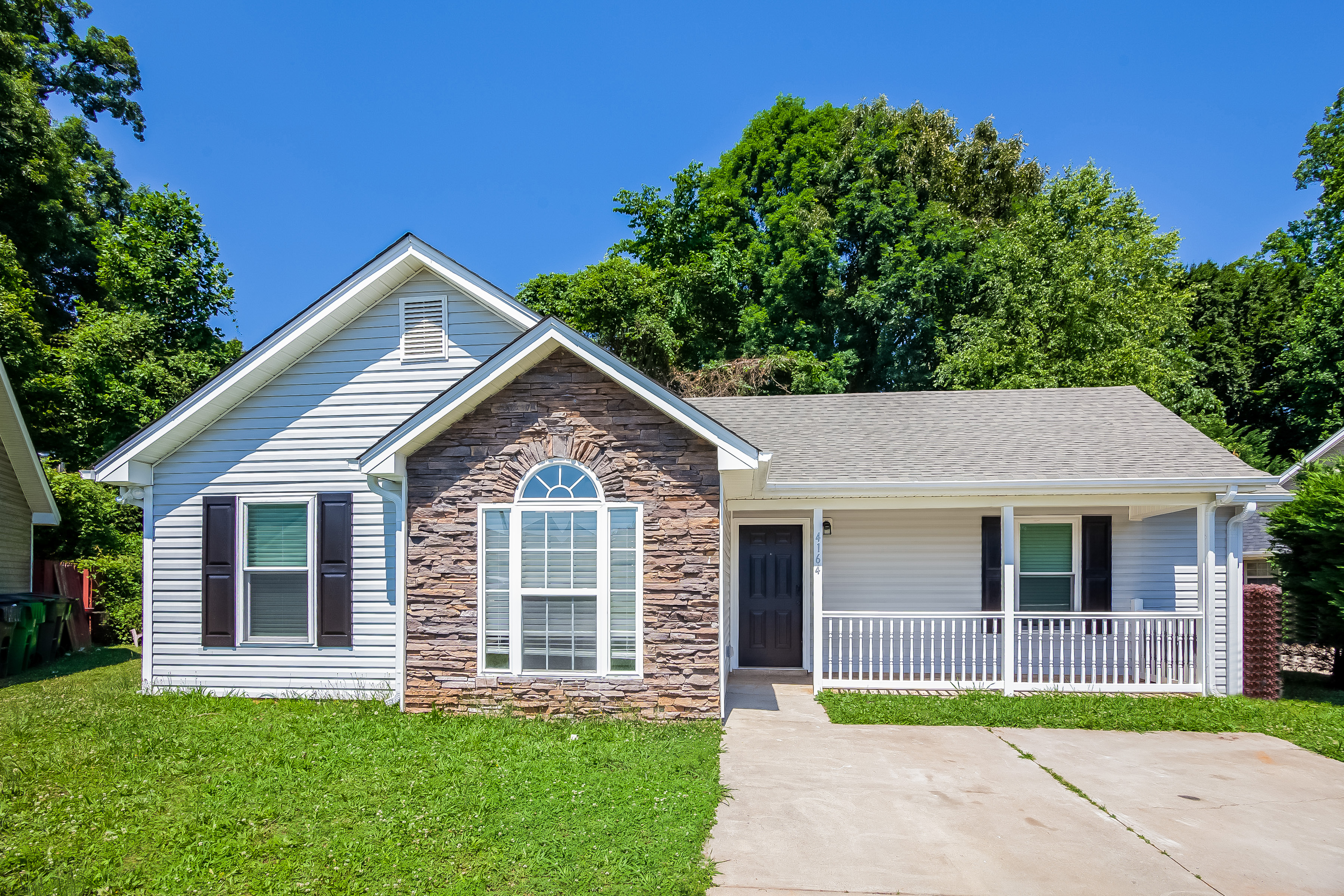 4164 CANYON CREEK LN CHARLOTTE, NC 28216